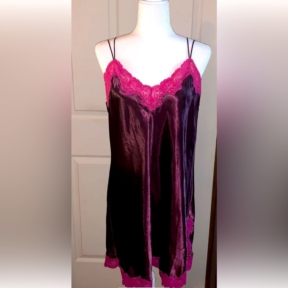 Vtg Valerie Stevens Purple/Pink Slip Dress Size Large Lace Trim 100% Polyester